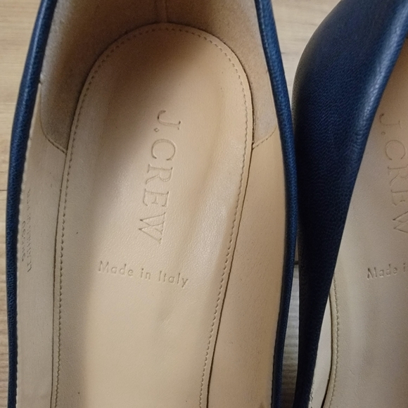 J. Crew Etta Cap Toe Navy and Beige Leather Pumps - Picture 6 of 14